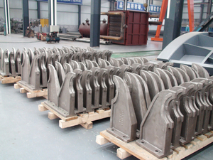 Furnace tube hanger