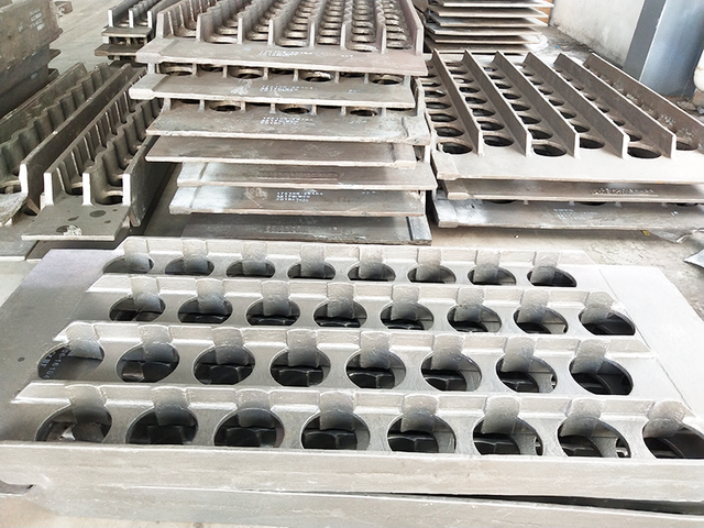 Intermediate tube plate