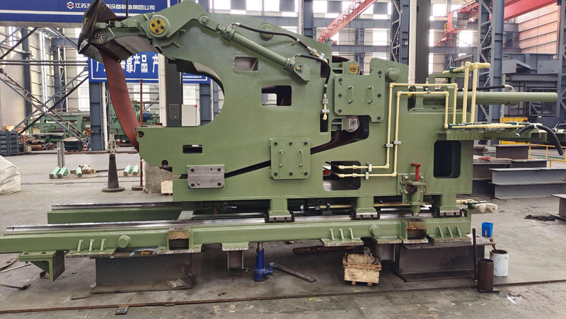 The belt coiler for Baosteel's oriented silicon project.<br> &nbsp;
